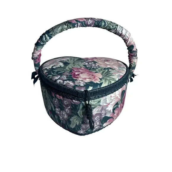 Vintage Fabric And Wood Heart Shaped Sewing Basket Box Floral Goodies Inside - Picture 1 of 16
